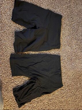 lululemon athletica Black Athletic Bike Shorts - Women's